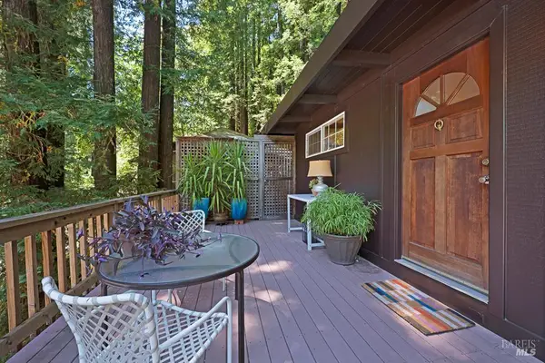 14759 Canyon 7 Road, Guerneville, CA 95446