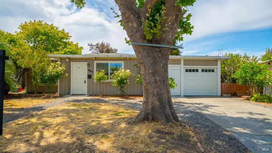 304 S Mcdowell Boulevard, Petaluma, CA 94954 - #2