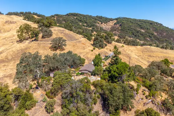 8970 Feliz Creek Drive, Ukiah, CA 95482