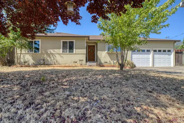 3570 Leland Lane, Ukiah, CA 95482