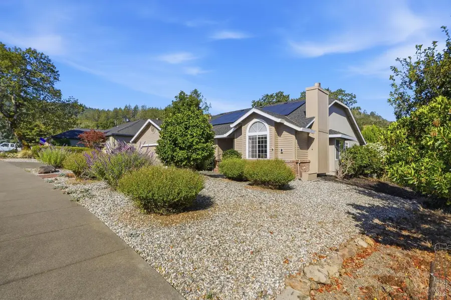 407 Woodley Place, Santa Rosa, CA 95409 - #2