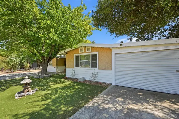 12753 Shoreview Drive, Clearlake Oaks, CA 95423