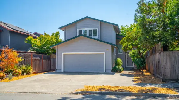 2070 Pinercrest Drive, Santa Rosa, CA 95403
