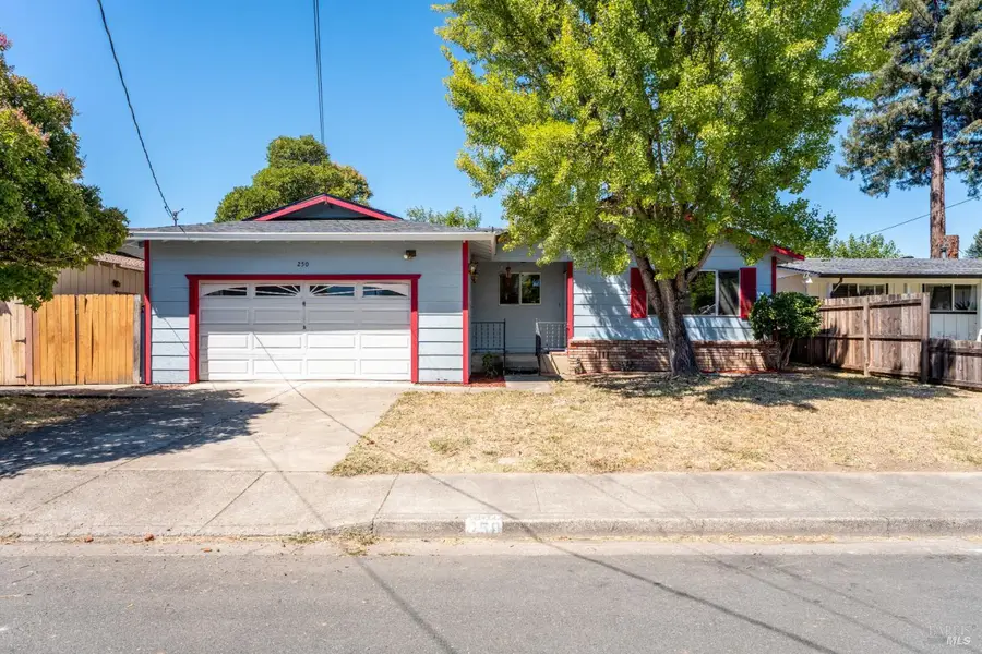 250 Washo Drive, Ukiah, CA 95482 - #2