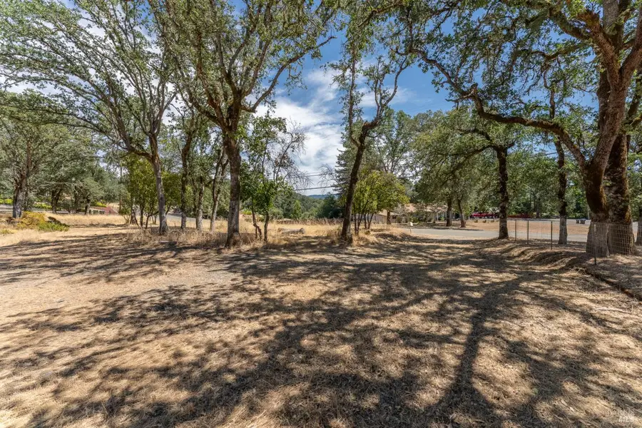 1760 Deerwood Drive, Ukiah, CA 95482 - #2