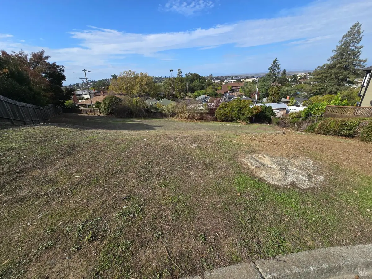 161 Serra Drive, Vallejo, CA 94590 - #1