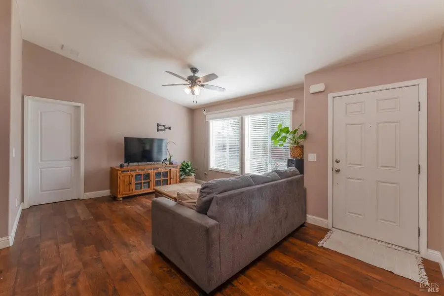 3437 Sol Lane, Ukiah, CA 95482 - #3