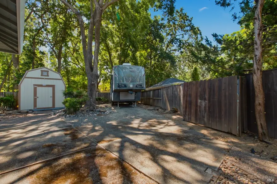 107 Cochise Court, Vacaville, CA 95688 - #3
