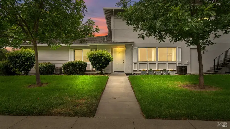 106 Del Rio Court #2, Vacaville, CA 95687 - #2