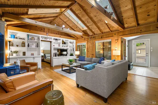 17350 Riverside Drive, Guerneville, CA 95446