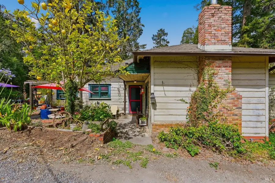 589 Pleasant Hill Road, Sebastopol, CA 95472 - #2