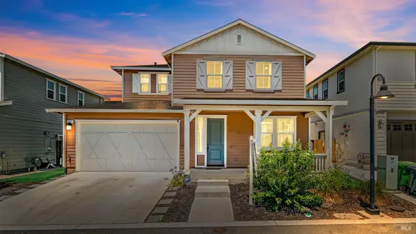 7461 Walker Way, Rohnert Park, CA 94928