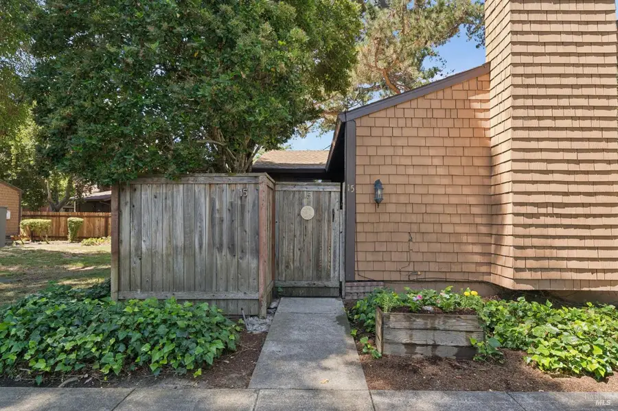 850 E Cotati Avenue #15, Cotati, CA 94931 - #3