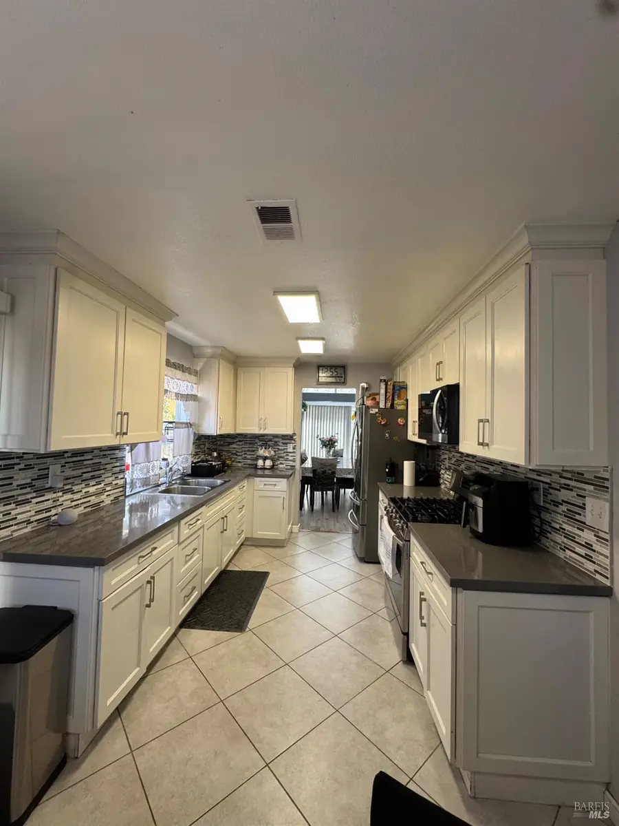 475 Whitney Avenue, Vallejo, CA 94589 - #3