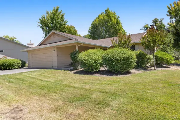 6336 Stone Bridge Road, Santa Rosa, CA 95409