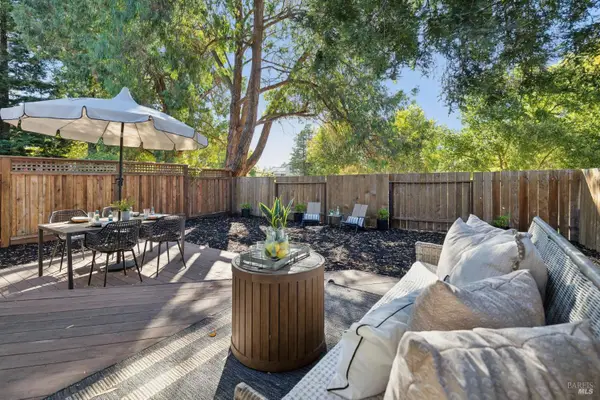 5 Boreal Place, Petaluma, CA 94954