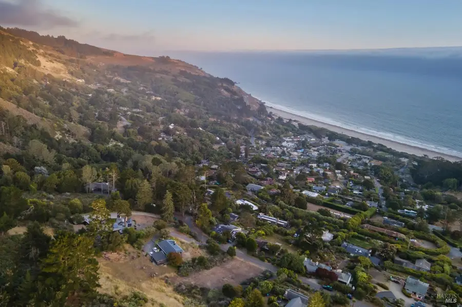 21 Avenida Las Baulinas, Stinson Beach, CA 94970 - #2