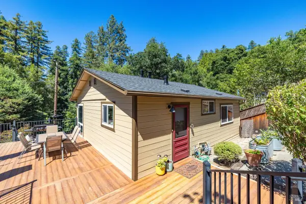 8230 Spring Drive, Forestville, CA 95436