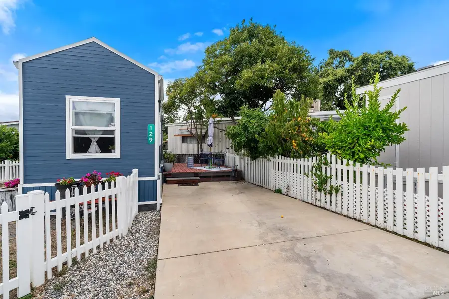 129 Katherine Place, Windsor, CA 95492 - #2