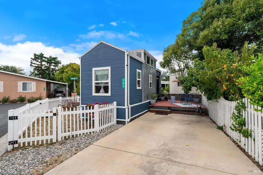 129 Katherine Place, Windsor, CA 95492 - #3