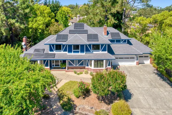 8 Racquet Court, Novato, CA 94947