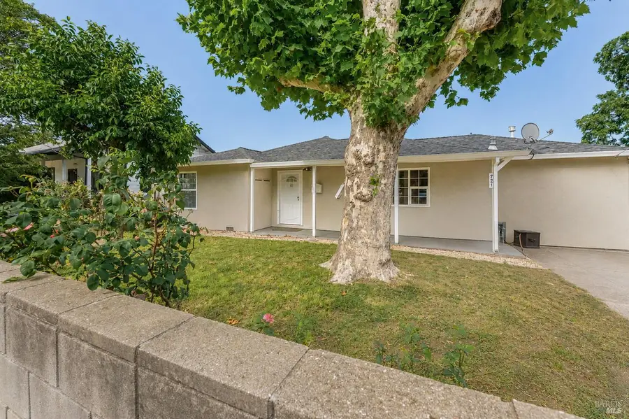 721 S Oak Street, Ukiah, CA 95482 - #2
