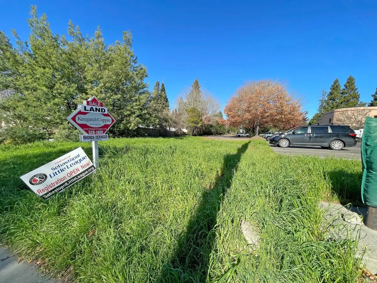 8086 Bodega Avenue, Sebastopol, CA 95472 - #1