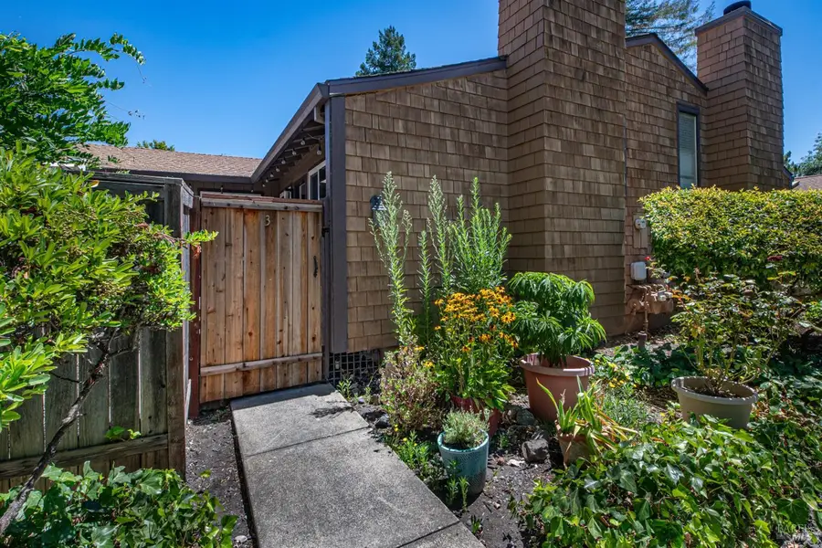 850 E Cotati Avenue #3, Cotati, CA 94931 - #2