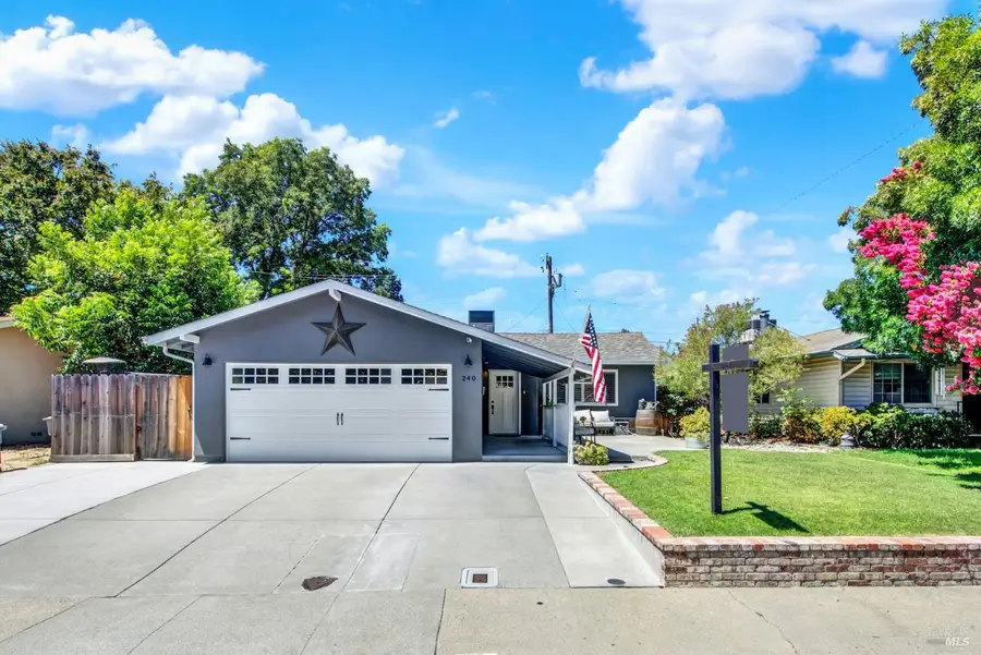 240 N West Street, Vacaville, CA 95688 - #3
