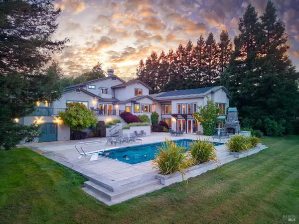 Address Withheld By Seller, Sebastopol, CA 95472
