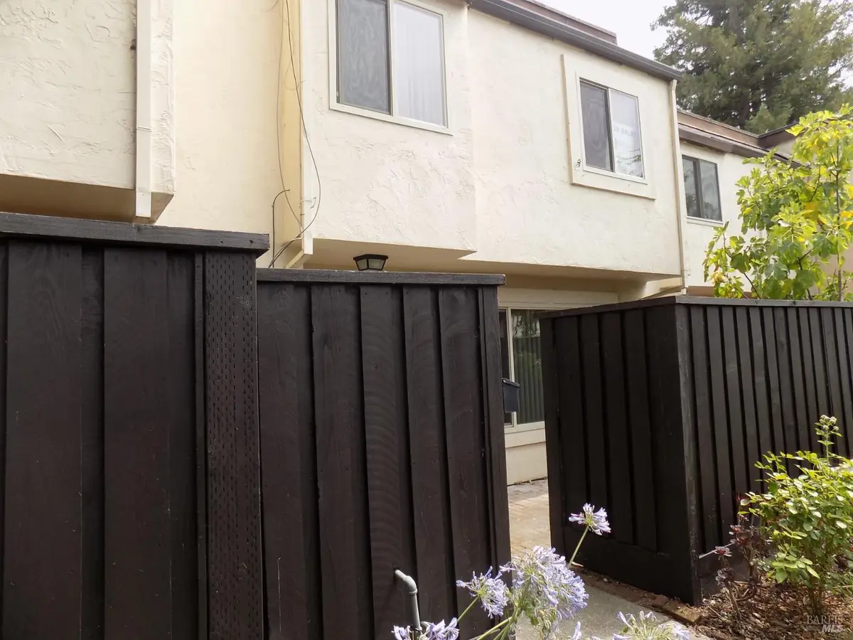 1709 Las Pravadas Court, Santa Rosa, CA 95409 - #1