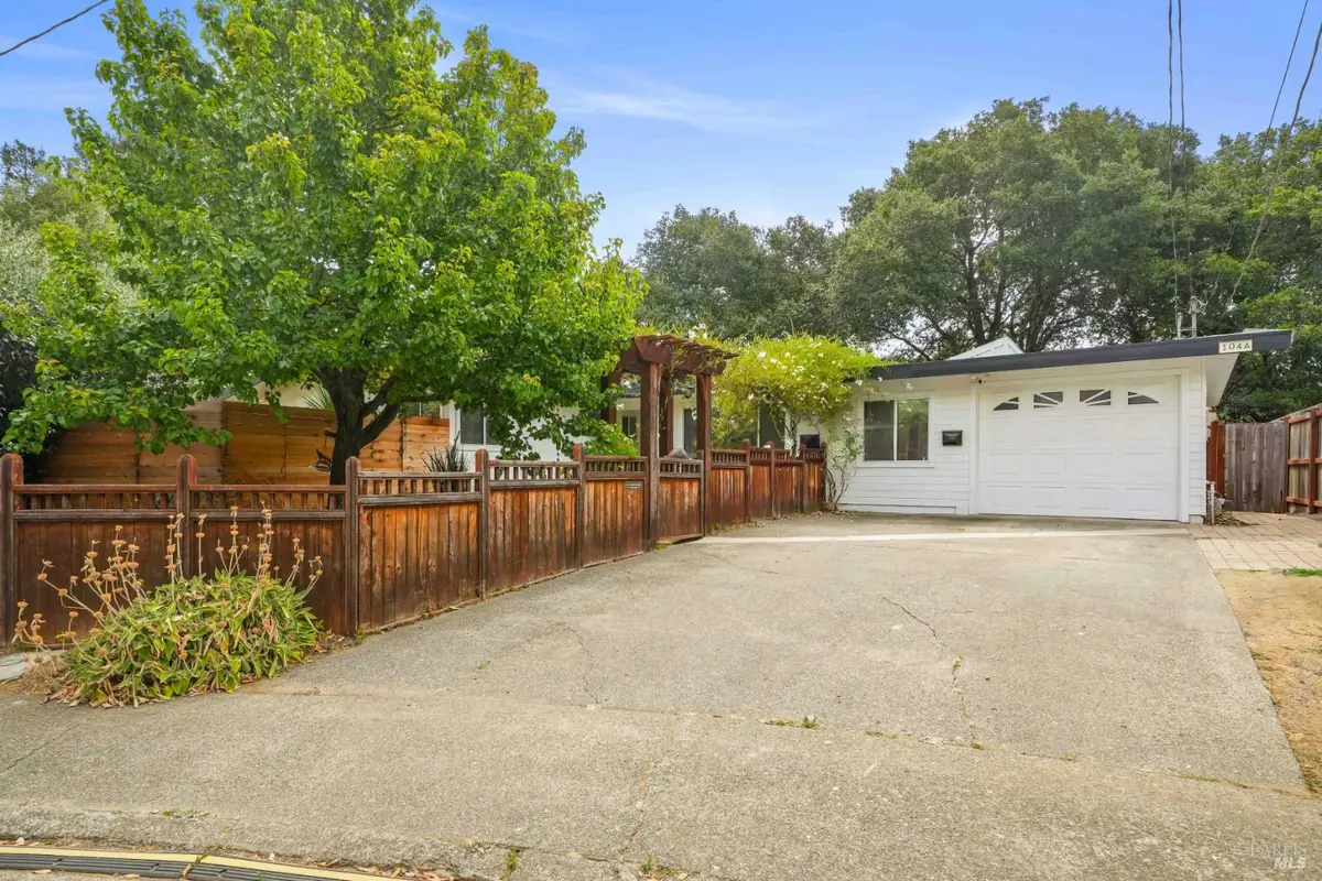 104 Lobo Vista, Novato, CA 94947 - #1