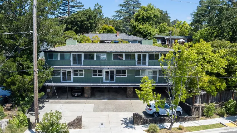 1562 Sir Francis Drake Boulevard, San Anselmo, CA 94960 - #2