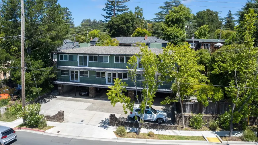 1562 Sir Francis Drake Boulevard, San Anselmo, CA 94960 - #3
