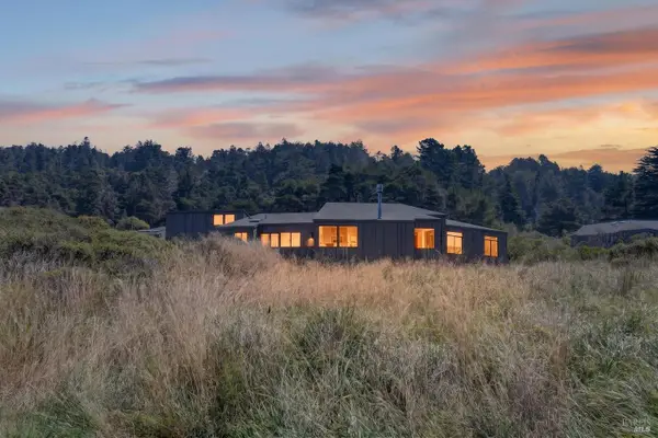 150 Black Point Close, The Sea Ranch, CA 95497