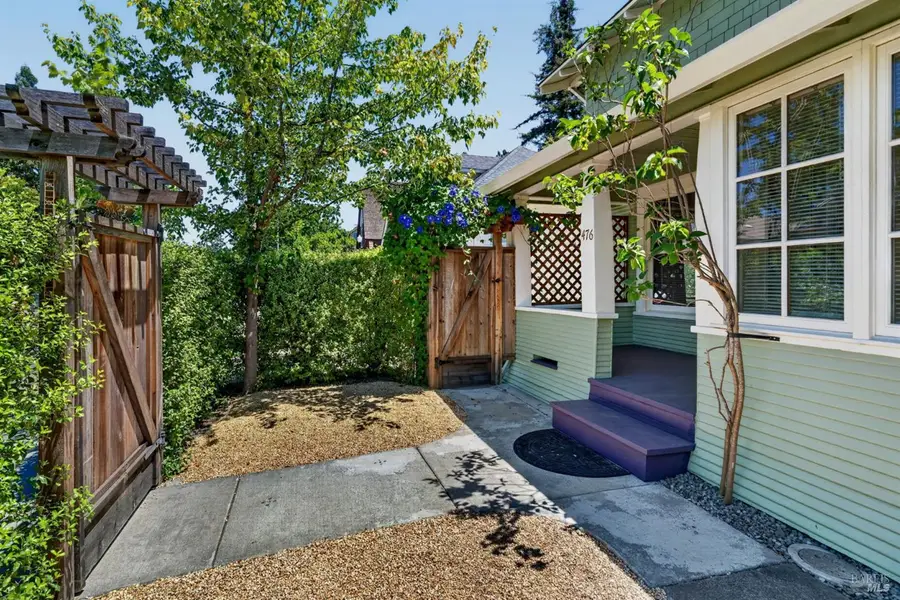 476 Sonoma Avenue, Santa Rosa, CA 95401 - #3