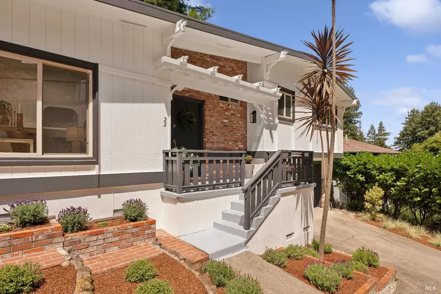 22 Chevy Chase Court, Larkspur, CA 94939 - #2