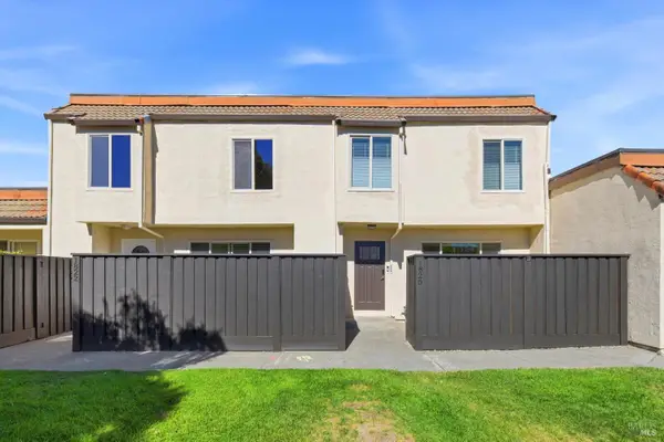 1820 Primavera Court, Santa Rosa, CA 95409