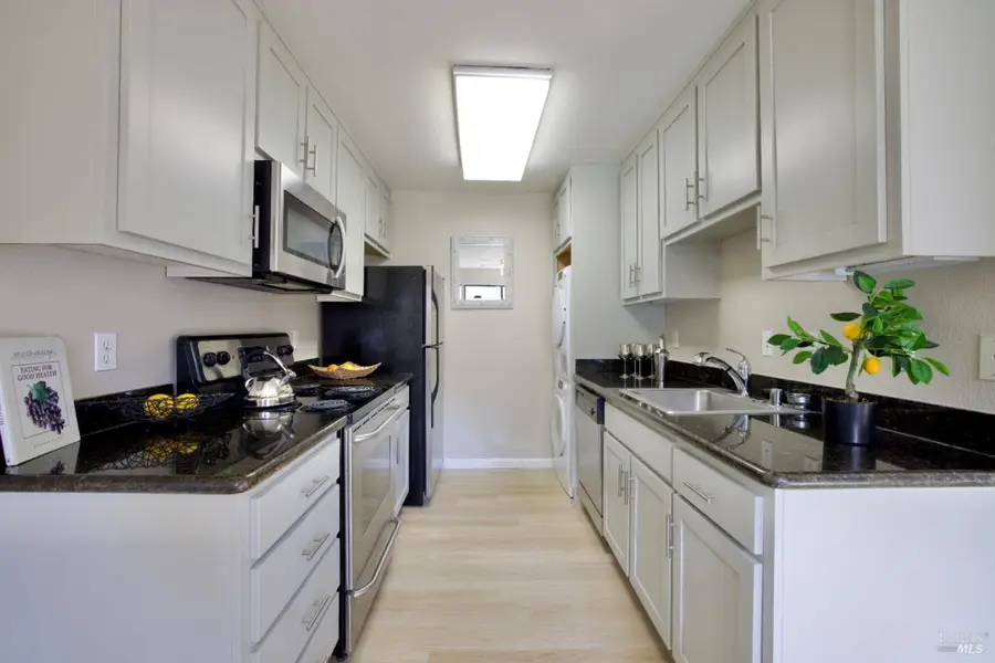900 Cambridge Drive #128, Benicia, CA 94510 - #3