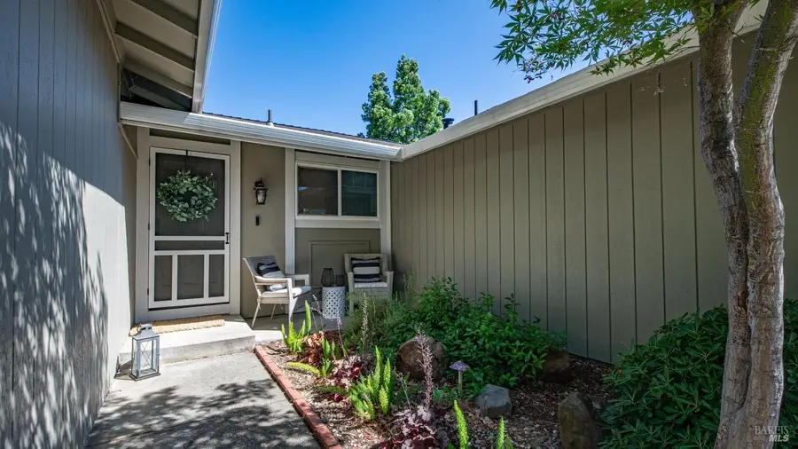107 Cheyenne Drive, Vacaville, CA 95688 - #3