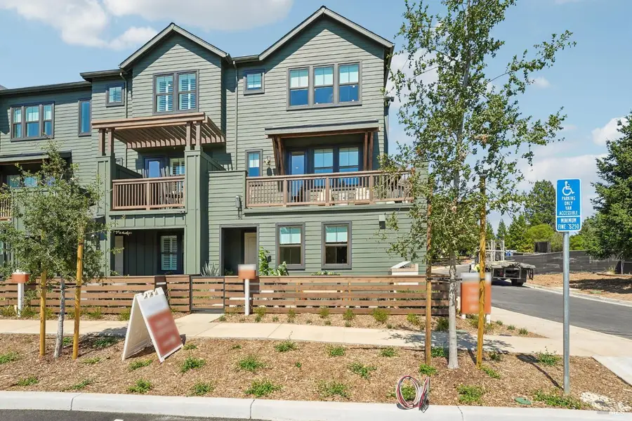 210 Pippin Court, Sebastopol, CA 95407 - #2