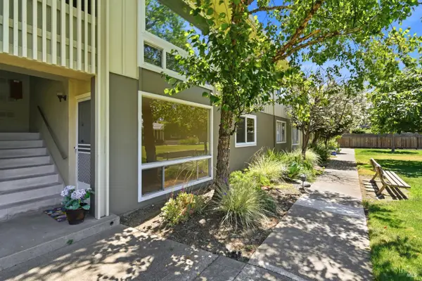 1056 Los Gamos Road, San Rafael, CA 94903