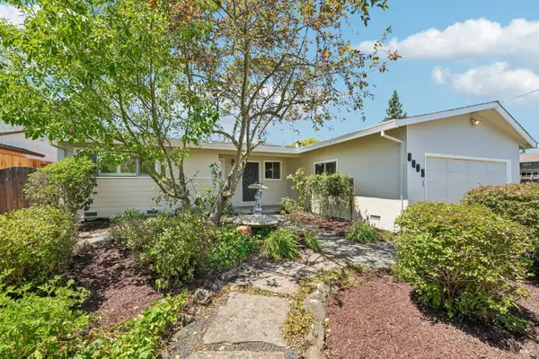 8003 Adrian Drive, Rohnert Park, CA 94928