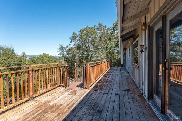 1500 Glenwood Drive, Ukiah, CA 95482