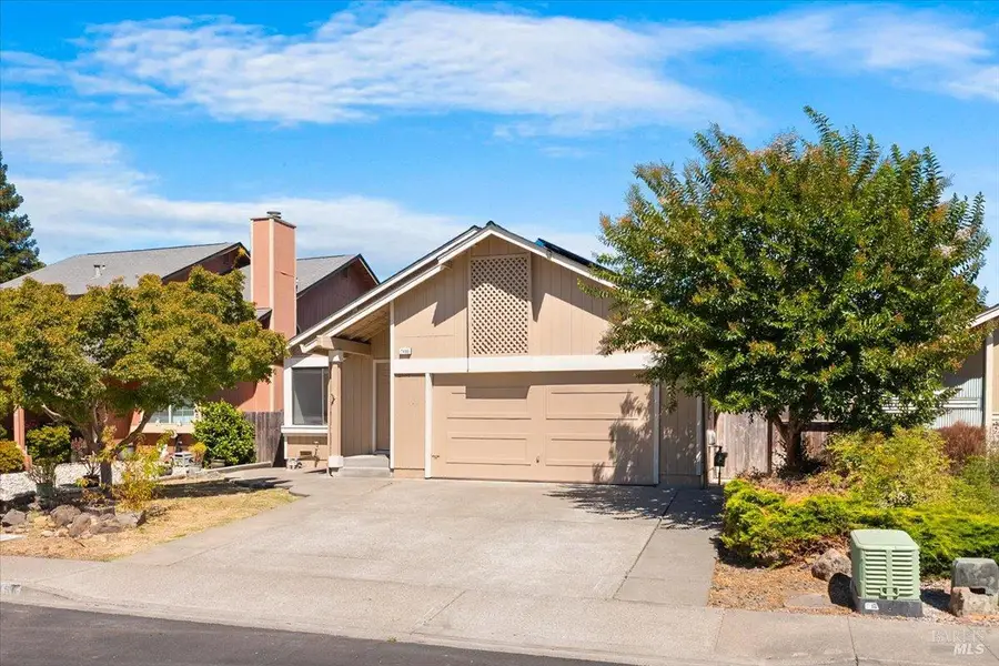 7486 Mercedes Way, Rohnert Park, CA 94928 - #3