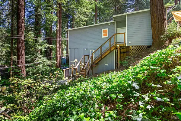 14194 Lovers Lane, Guerneville, CA 95446