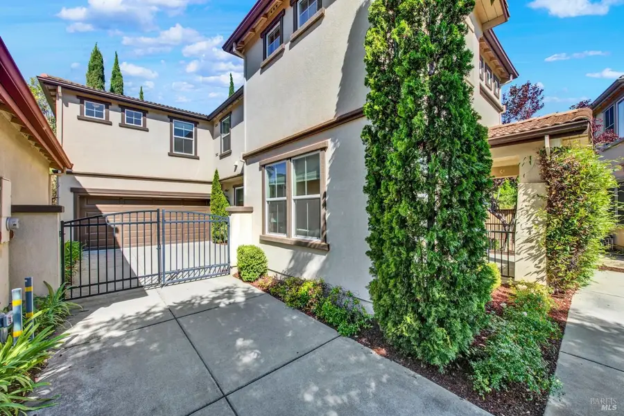 911 Walden Court, Fairfield, CA 94533 - #3