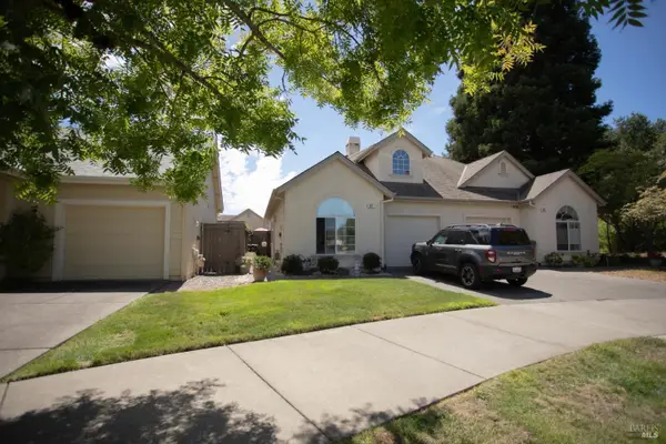 827 Glen Miller Drive, Windsor, CA 95492