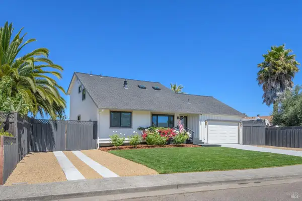 1649 Baywood Drive, Petaluma, CA 94954