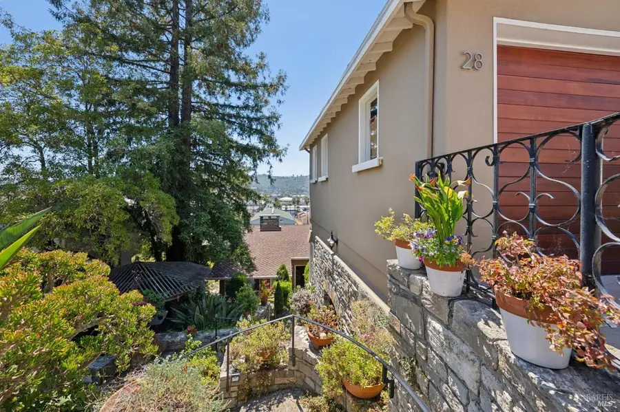 28 Marina Court Drive, San Rafael, CA 94901 - #2